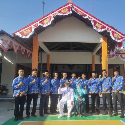 Pemerintah Desa Ngabar
